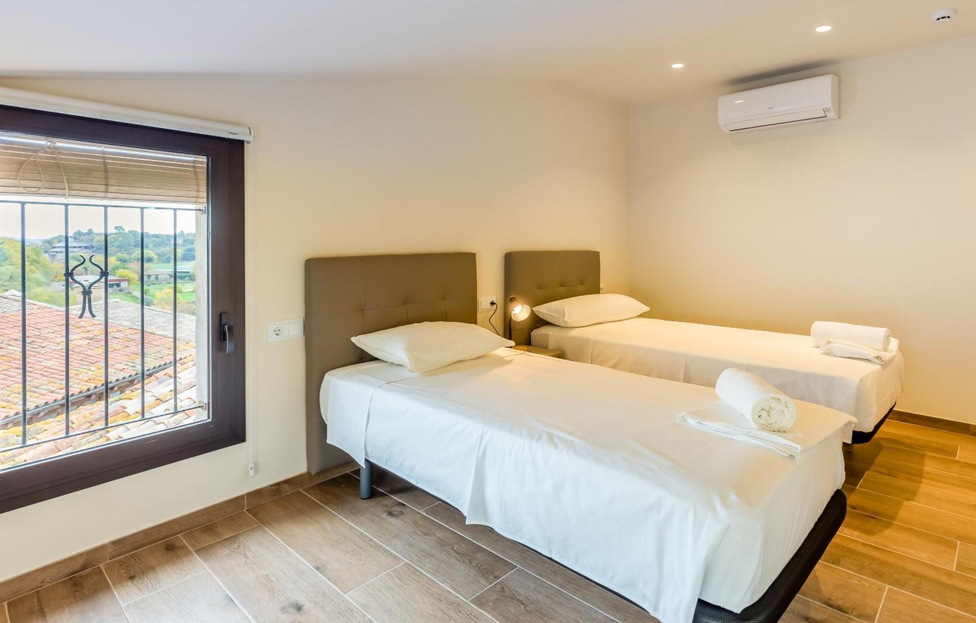 Can Cintet 3 Apartamento Con Terraza En Besalú Eksteriør bilde
