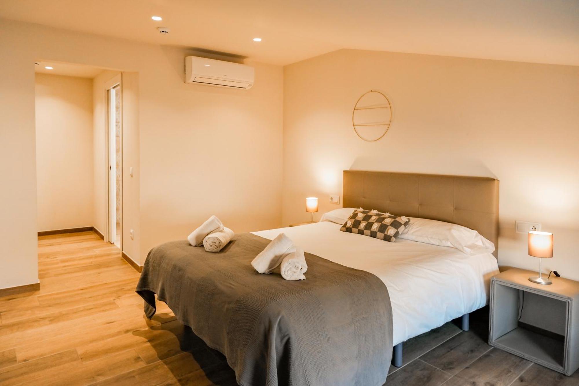 Can Cintet 3 Apartamento Con Terraza En Besalú Eksteriør bilde